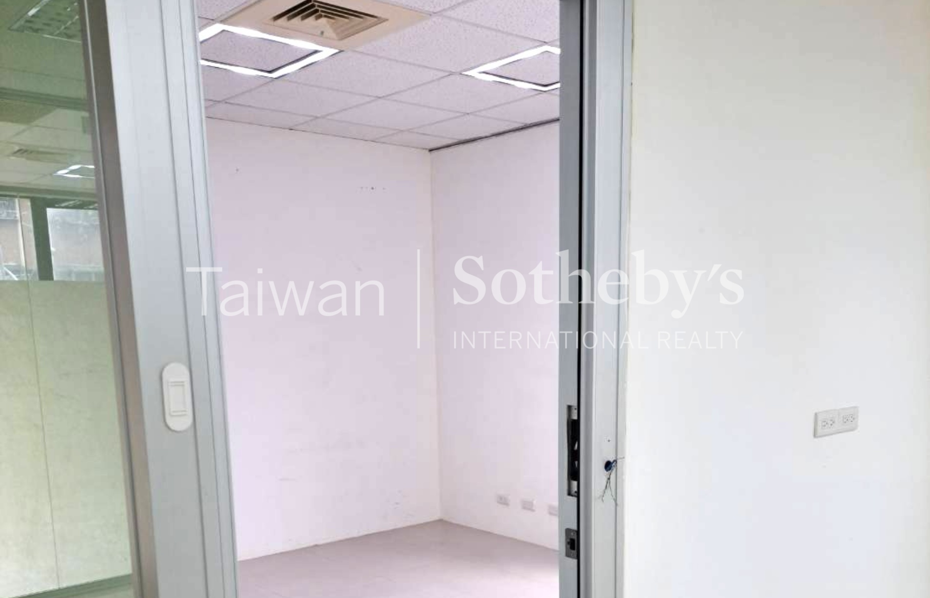 固昌大樓室內照